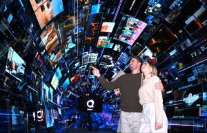 جذب تماشاگران حاضر در نمایشگاه CES 2024  با ارائه تجربه‌ای فراگیر در بخش webOS غرفه ال‌جی